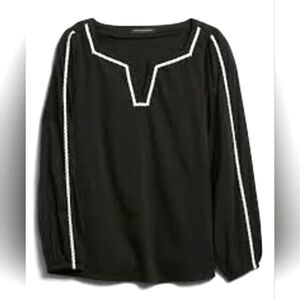Banana republic petite notch-neck top blouse size S
